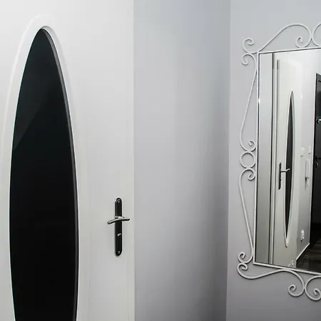 Apartament W Porcie * Ούστκα